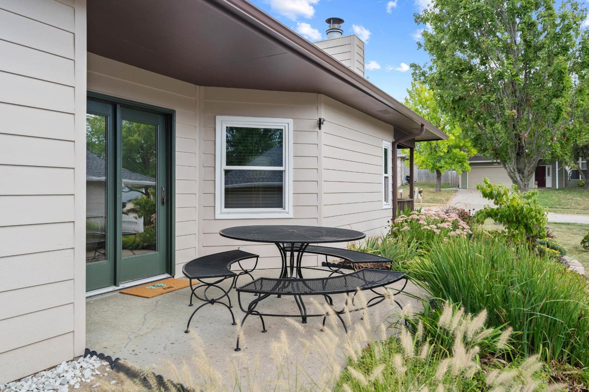 1 5 Miles To Mizzou ~ Spacious & Updated Home~ Columbia Kültér fotó