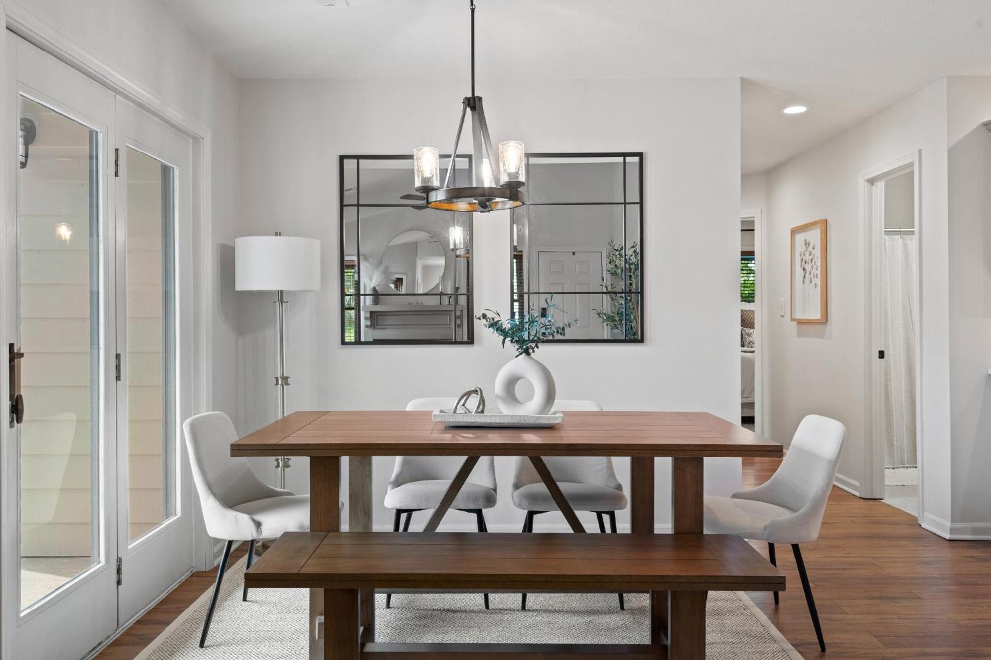 1 5 Miles To Mizzou ~ Spacious & Updated Home~ Columbia Kültér fotó